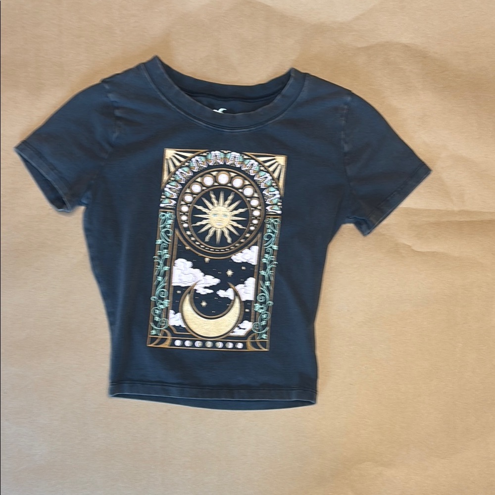 Hollister Blue and Gold Celestial Short Sleeve Tee